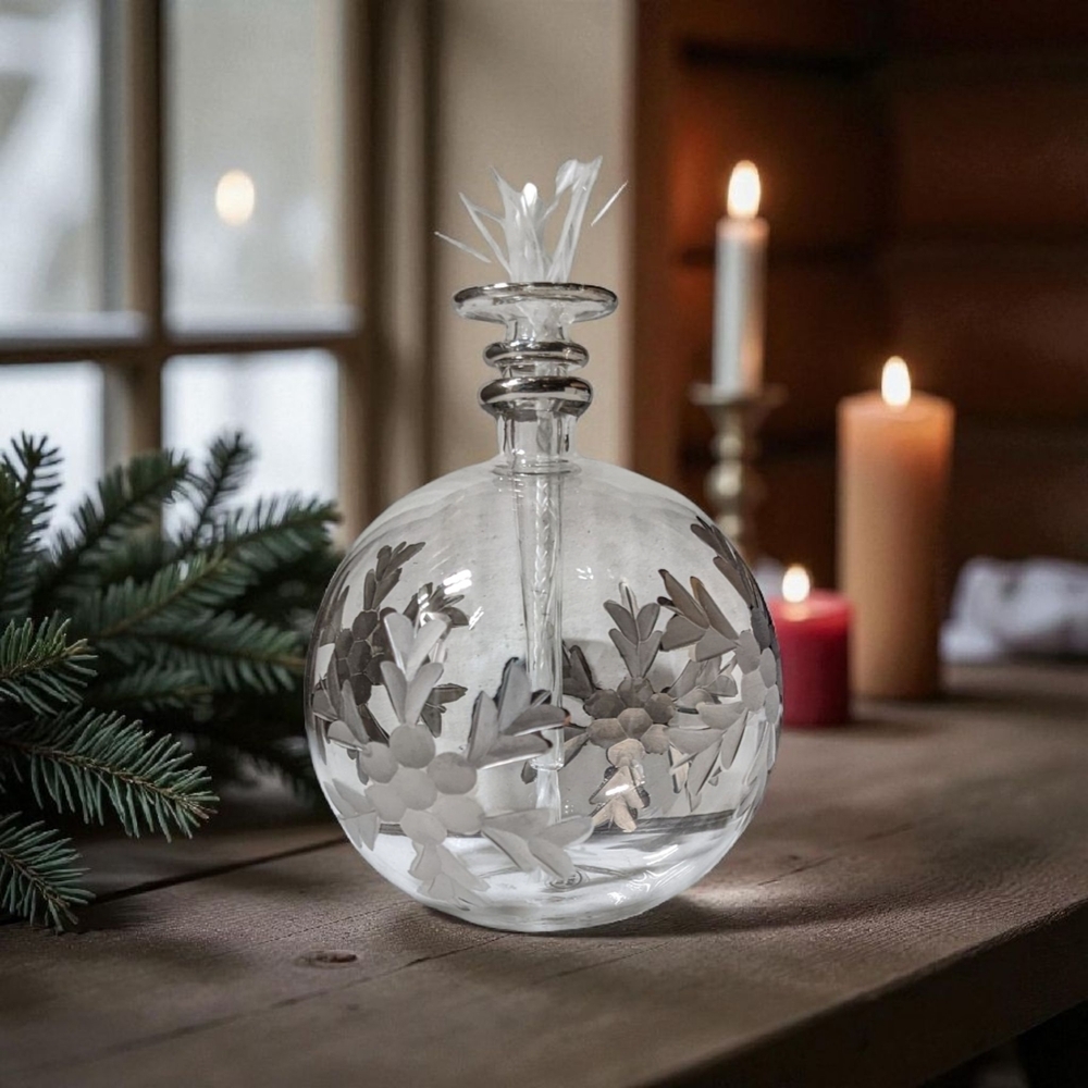 Festive Small Snowflake Seed Oil Lamp- Christmas Decor